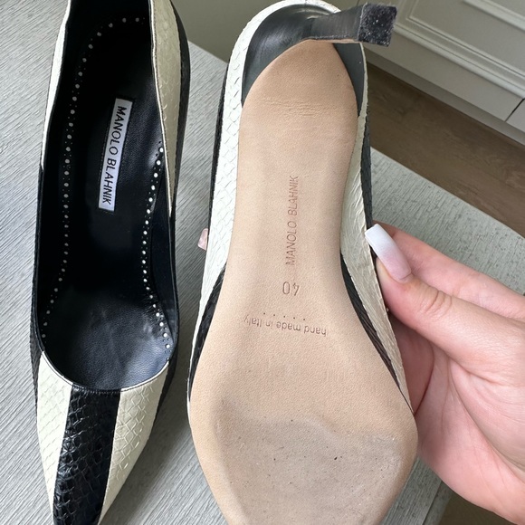 MANOLO BLAHNIK WHITE AND BLACK SNAKE PUMPS EU 40 - Picture 4 of 4